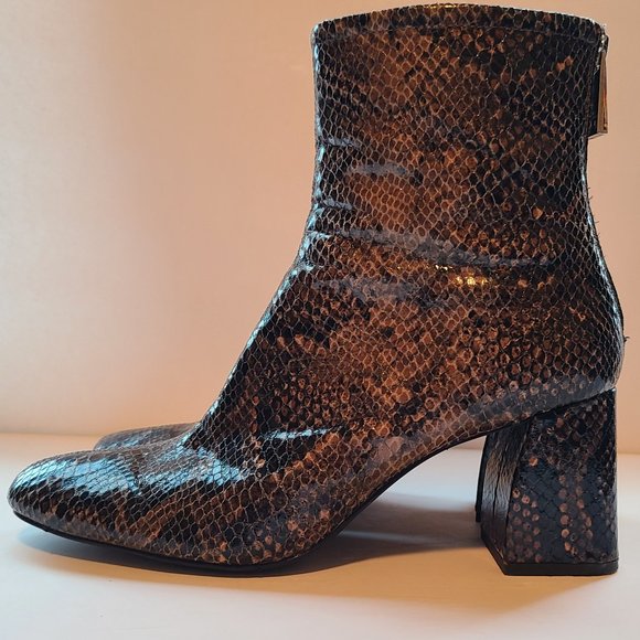 Zara Shoes - Zara Snakeskin Python Embossed Block Heel Ankle Boots EU Size 39 US Size Women 8